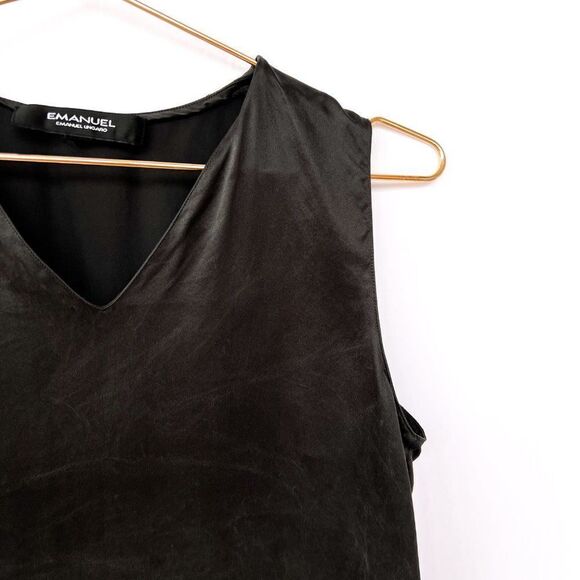 Emanuel Lingaro Black V Neck Sleeveless top - Picture 4 of 8